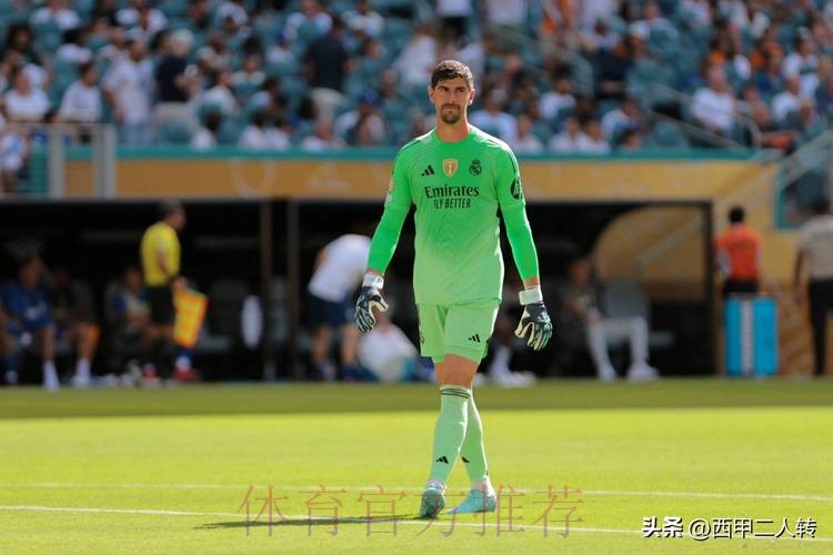 记者:库尔图瓦已回归球队训练 赫伊森难复出 记者:库尔图瓦已回归球队训练 赫伊森难复出